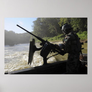 En speciell krigKombattant-hantverk Crewman 2 Poster