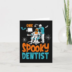 En Spooky Dentist Scary Dental Halloween Skeleton Kort