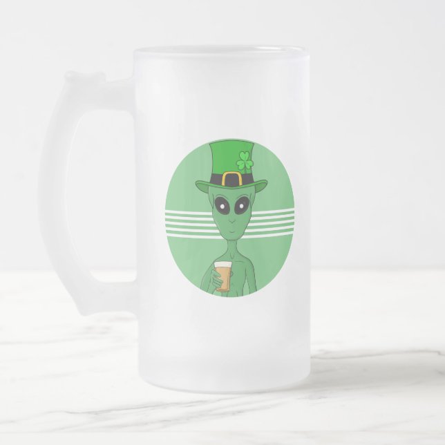 En St. Patricks utomjording Frostat Ölglas (Vänster)