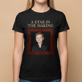 EN STJÄRNA UNDER UTTVECKLING Personlig barnfoto T Shirt