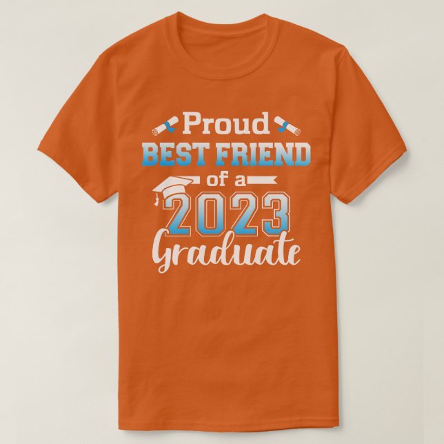 En stolt bästa vän till 2023 års ledande studenten t shirt (Design framsida)