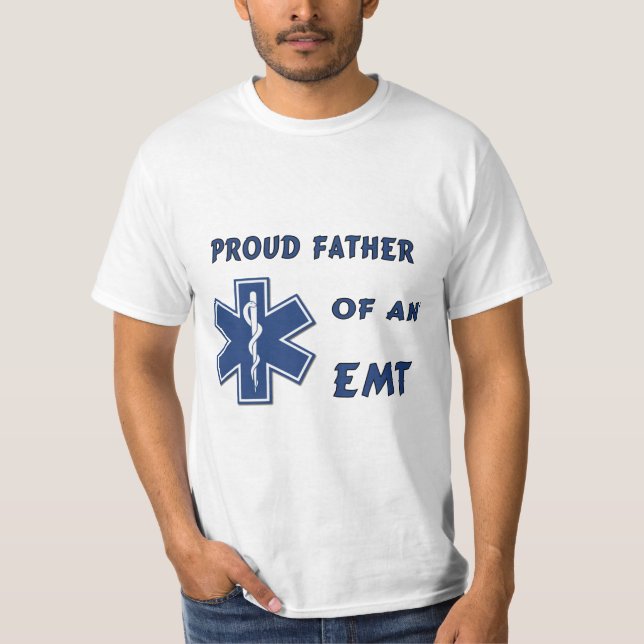 En stolt pappa av en EMT T-shirt (Framsida)