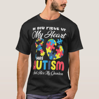 En Stor Del Av Mitt Hjärta Har Autismmedvetenhet M T Shirt