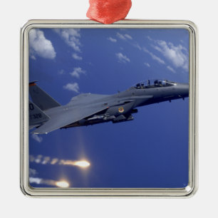 En strejkaörn för flygvapen F-15E Julgransprydnad Metall