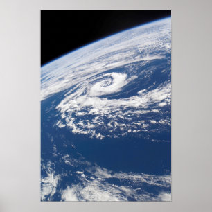 En subtropical cyclone poster