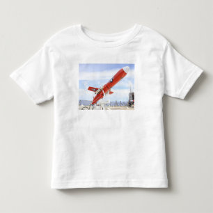 En surrredo för BQM-74E Chukar för barkass Tee Shirt