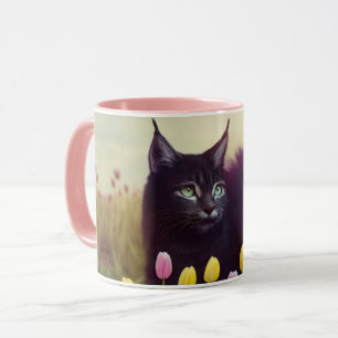 En svart kattplatta genom tulpanerna - Mugg
