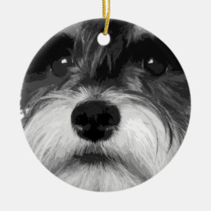 En svartvit miniatyrSchnauzer Julgransprydnad Keramik