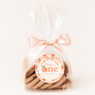 En Sweet Peach Birthday Sticker Runt Klistermärke