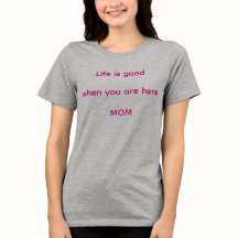 en t-shirt som kan vara en speciell present till m