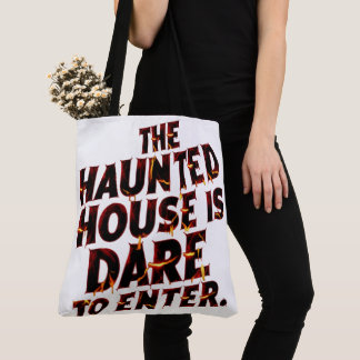 En taloky Halloween-händelse i det hemsökta huset Tygkasse