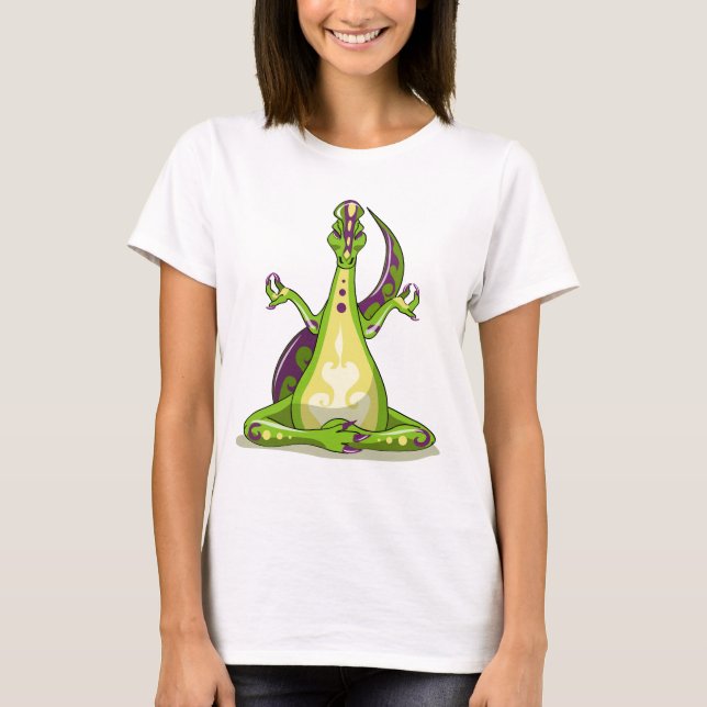 En Tecknad Iguanodon Dinosaur som gör Yoga. T Shirt (Framsida)