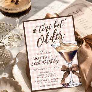 En Tini Bit Äldre Espresso Martini Alla Åldrar Föd Inbjudningar