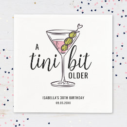 En Tini Bit Äldre Handritad Martini Födelsedag Pappersservett