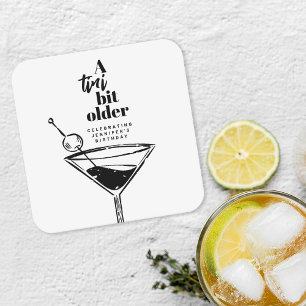 En Tini Bit Older Cocktail Martini Födelsedagsfest Underlägg Papper Kvadrat