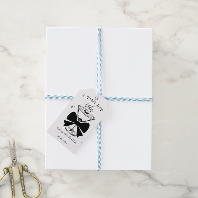 En tini Bit Older Martini-Födelsedagsfest Presentetikett (Med Snöre)