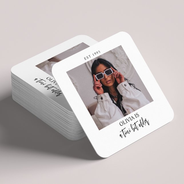 En Tini Bit Older Martini ThLED Photo Party-förmån Underlägg Papper Kvadrat (Skapare uppladdad)