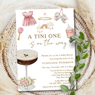 En Tini One On The Way Espresso Martini Baby Showe Inbjudningar