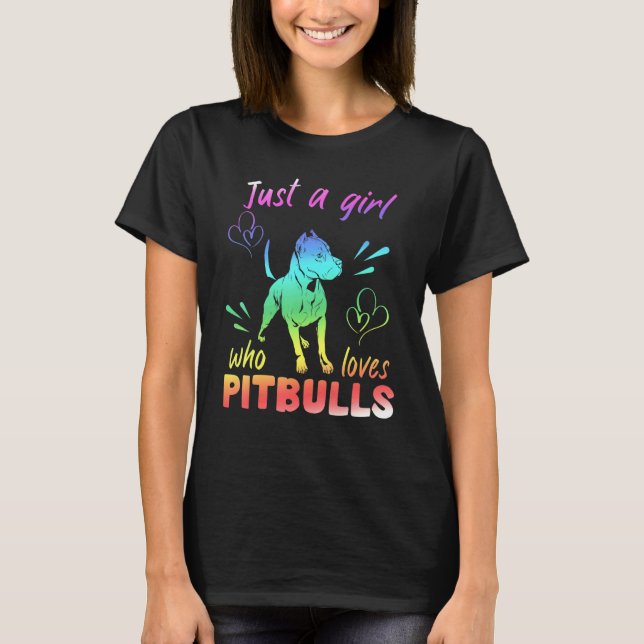 En Tjej Som Älskar Pitbulls T Shirt (Framsida)
