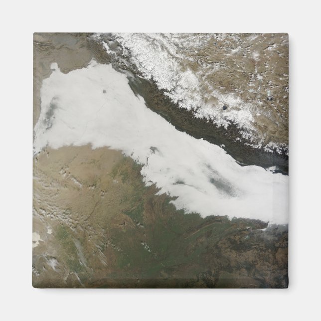 En tjock bank med låga moln magnet (Framsidan)