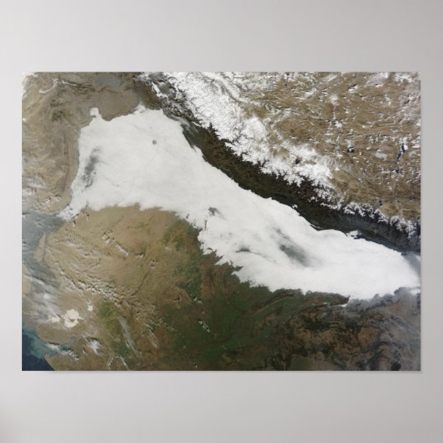 En tjock bank med låga moln poster (Framsidan)