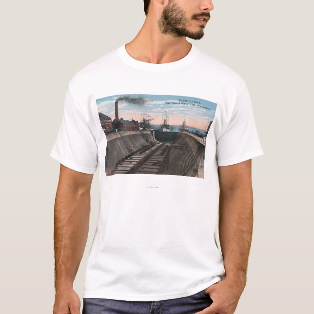 En tom torr skeppsdocka, marinskeppsvarv t-shirt (Framsida)