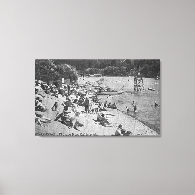En typisk dag vid Sandy Beach Monte Rio, CA Canvastryck (Framsida)