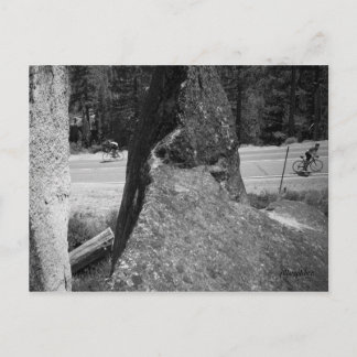 En upp en besegrar vykort