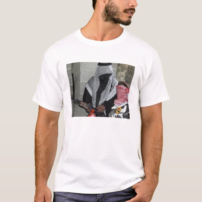 En uppspelande fiendeangripare arm a dummy tee shirt (Framsida)