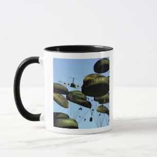 En US-flygvapenC-17 Globemaster III Mugg