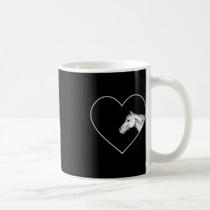 En vacker vit häst för att rida flickans hjärta kaffemugg