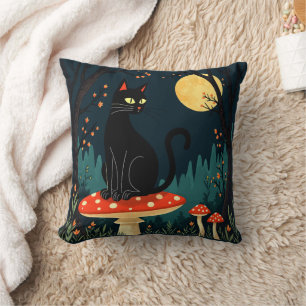 En välbekant svart katt och giftsvampar Halloween Kudde