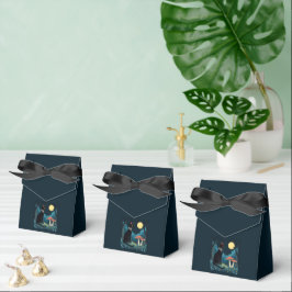 En välbekant svart katt och giftsvampar Halloween Presentaskar