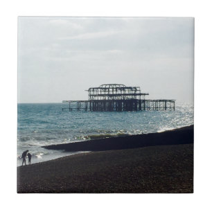 En varm sommardag - Brighton västerpir Kakelplatta