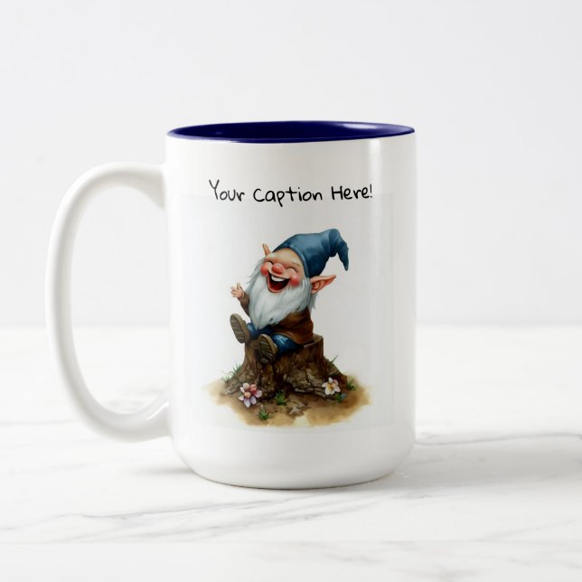 En vattenfärgsmålning av en Cute Gnome Två-Tonad Mugg (Vänster)