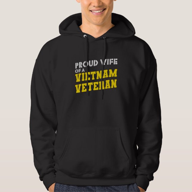 En vietnamesisk patriotisk präst hoodie (Framsida)