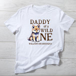 En vilds  en varg födelsedag t shirt<br><div class="desc">Vild en Cute varg unge vild en skotskjorta med födelsedagsfest personlig,  t-shirtfotoproppar av</div>