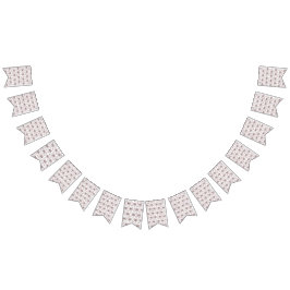 en vit bakgrund med röd mönster på den vimplar