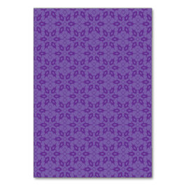 En vit omslutning papper med en upprepad mönster a bordsnummer