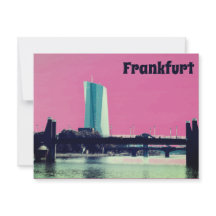 En vy av Frankfurt & rosa himmel