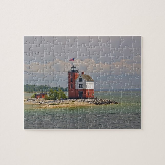 En vy av Round Island Light Station. Pussel (Horisontell)