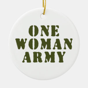EN WOMAN ARMY JULGRANSPRYDNAD KERAMIK
