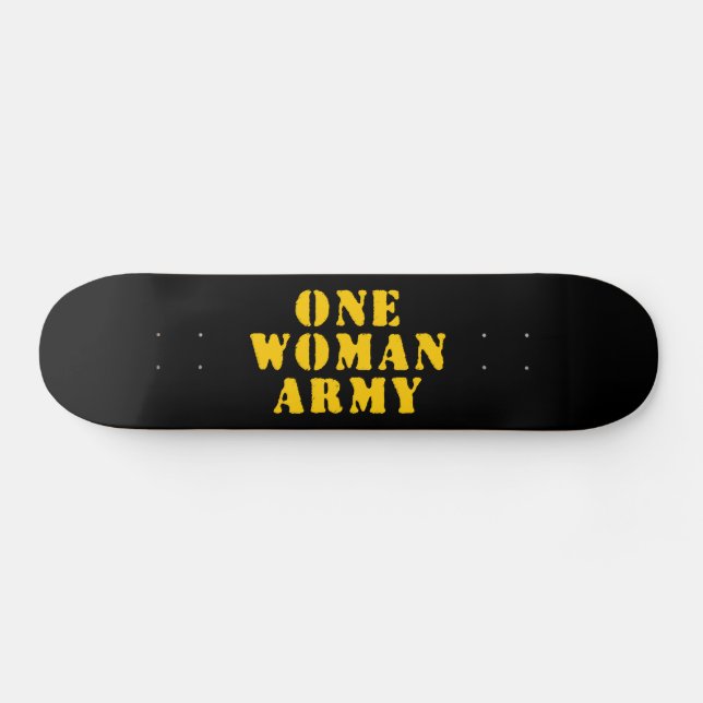EN WOMAN ARMY MINI SKATEBOARD BRÄDA 18,5 CM (Horz)