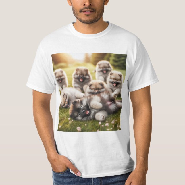 Encantadores Cachorros Wolfspitz: Adorables y Jugu T Shirt (Framsida)