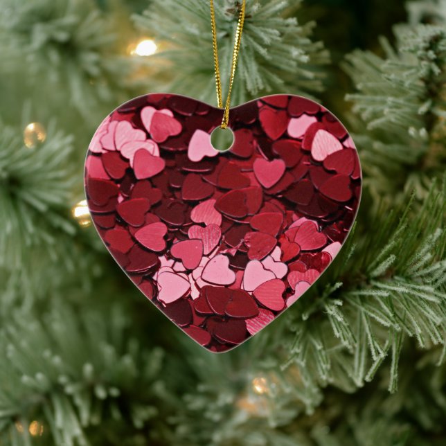 Enchanted Ruby Bliss Heart Confetti Pattern Julgransprydnad Keramik (Träd)
