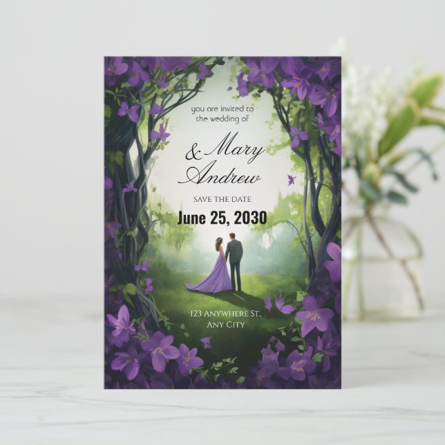 Enchanted Violet Garden Wedding Invitation Inbjudningar (Stående Fram)