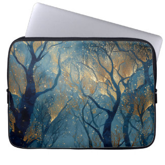 Enchanted Winter Forest with Glowing Golden Trees Laptop Fodral