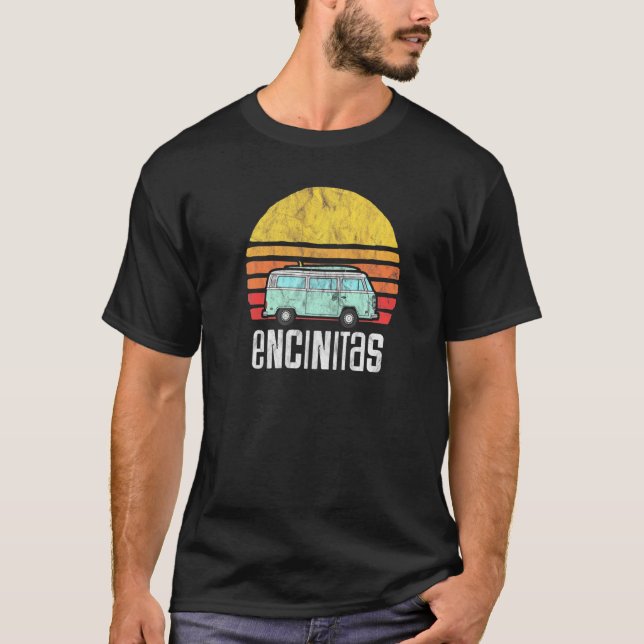 Encinitas Ca Hippie Van Beach Bum Surfer T Shirt (Framsida)