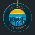 Encinitas California Retro Distress Circle Julgransprydnad Keramik<br><div class="desc">Encinitas retro-vektorns resutformning i ett emblem stil. Encinitas ligger längs 6 sjömil från Stilla havet kusten och är en oförstörd påminnelse om den historiska landkulturen Highway 101 som blomstrade i mitten av 1900-talet.</div>