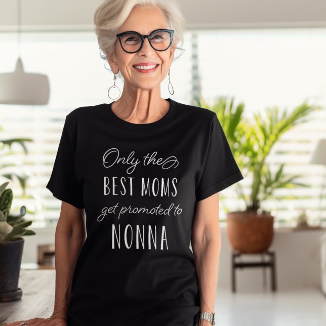 Endast bästa Mammorna befordras till Nonna Tröja (Skapare uppladdad)
